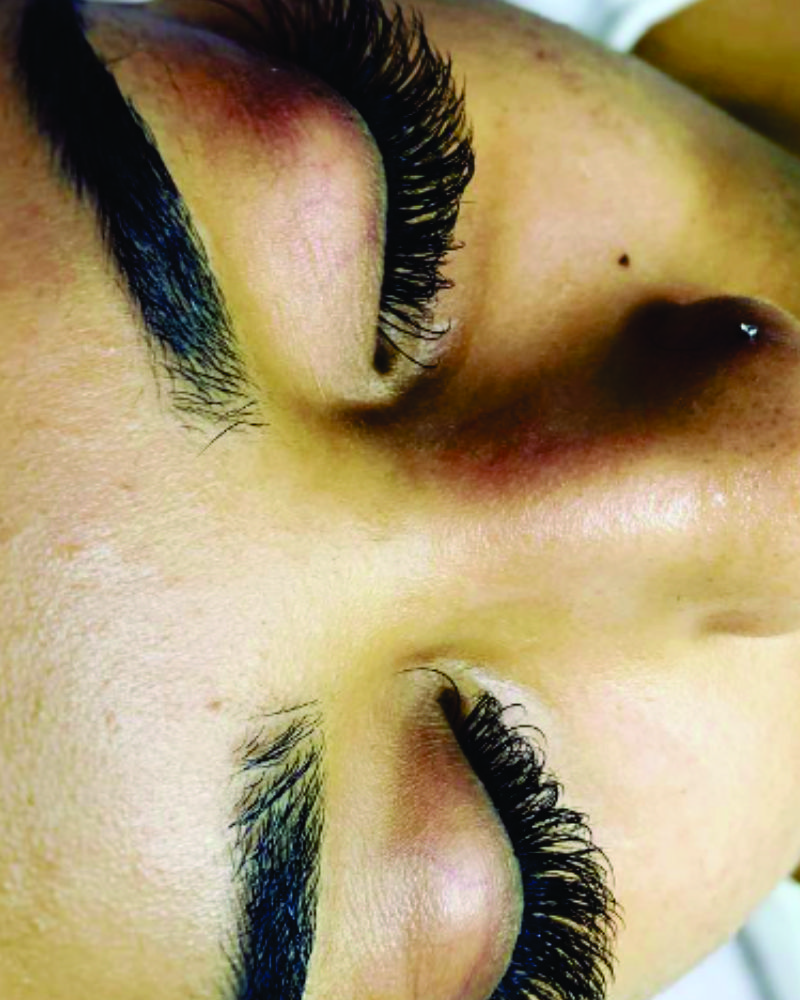 Doll eye